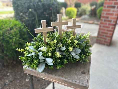 Wedding Cross Arrangement, Floral Cross Arrangement, Cross Floral Arrangements Wedding, Diy Cross Flower Arrangement, Cross Alter With Flowers, Church Easter Decorations, Dining Room Centerpiece, Easter Religious, Diy Spring