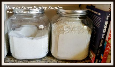 Sugar Flour Containers, Flour Sugar Containers, How To Store Flour, Flour Storage, Flour Container, Snack Station, Sugar Dispenser, Sugar Storage, Long Term Food Storage