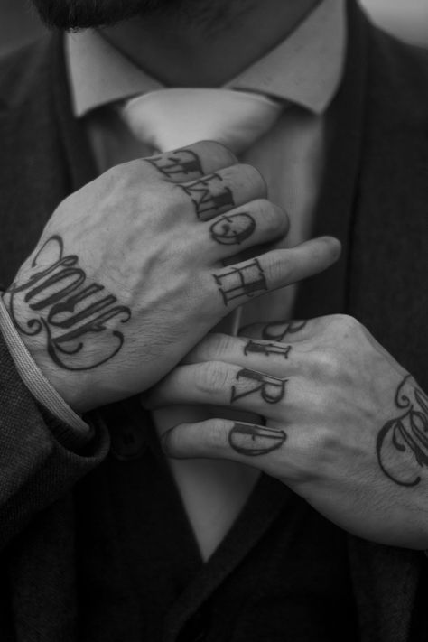 suits and tattoos Suits And Tattoos, Suit Tattoo, Ad Infinitum, Gentlemans Guide, Old School Tattoo Designs, Men Suit, Italian Men, Old School Tattoo, Male Body