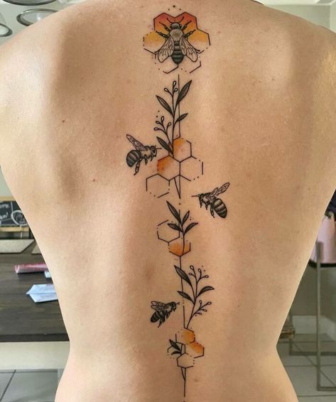 Nature Tattoo Back Piece, Honeycomb Tattoo, Flower Spine Tattoos, Honey Bee Tattoo, Spine Tattoo, Spine Tattoos For Women, Skeleton Hand Tattoo, Bee Tattoo, Tattoo Videos