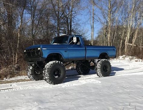 Chevy Trucks Accessories, Ford Highboy, Custom Lifted Trucks, Tundra Truck, Trucks Lifted Diesel, Lifted Ford, Classic Ford Trucks, Old Ford Trucks, Lifted Chevy Trucks