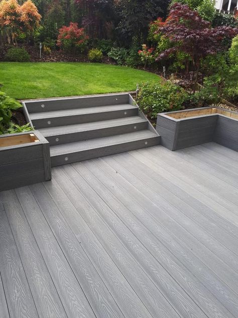 Composite Decking Steps Ideas, Composite Decking Garden, Two Tier Garden Ideas, Composite Decking Ideas Garden, Tier Garden Ideas, Tiered Garden Ideas, Composite Decking Steps, Stepped Garden, Composite Decking Ideas