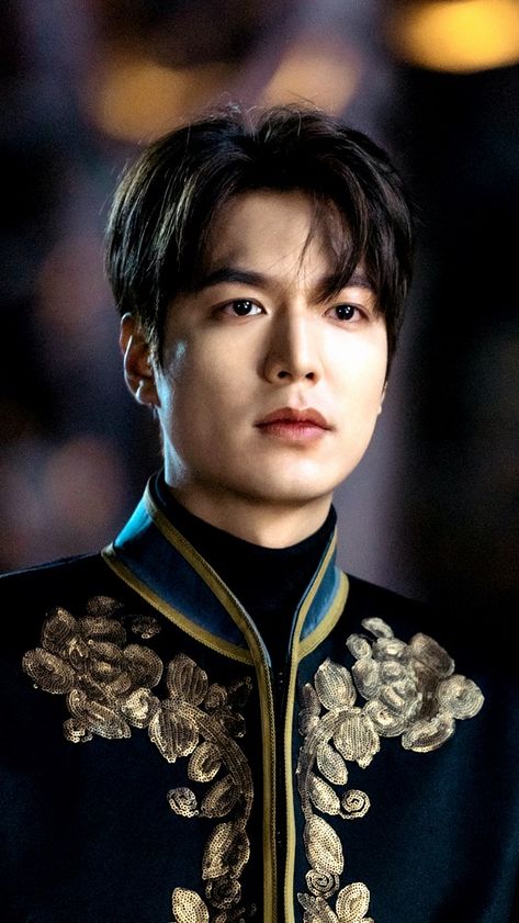 Lee Min Ho Images, Lee Min Ho Dramas, Most Handsome Korean Actors, Gu Family Books, Big Bang Top, Lee Min Ho Photos, Taehyung Fanart, G-dragon, Kim Go Eun