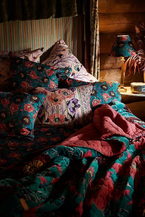 Brooklyn Bedroom, Anthropologie Bedroom, Quilts Bedding, Cushion Inspiration, Anthropologie Bedding, Timeless Sofa, Anthropologie Home, London Home, Anthropologie Uk