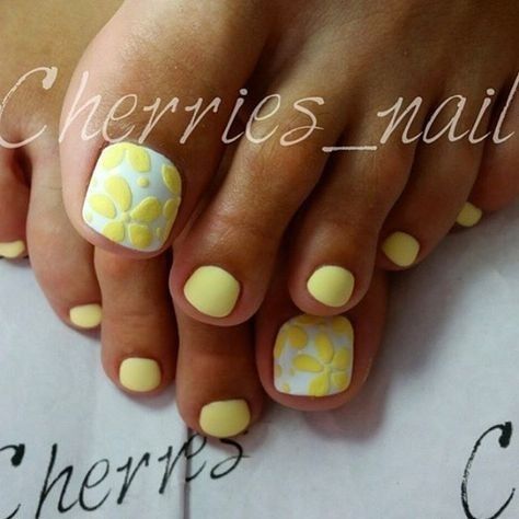 Pretty Pedicures, Pedicure Designs Toenails, Candy Nails, French Pedicure, Gel Pedicure, Pedicure Ideas, Pretty Toe Nails, Cute Toe Nails, Summer Toe Nails