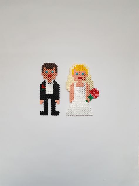 Perler Bead Wedding, Beads Perler, Beads Ideas, Beaded Jewlery, Beaded Wedding, Perler Patterns, Perler Bead Patterns, Wedding Couple, Hama Beads