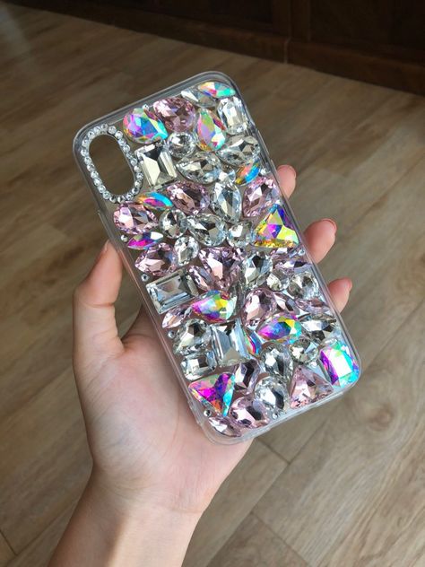 2023 Lookbook, Crystal Work, Diy Phone Case Design, Health Facts Fitness, Pretty Iphone Cases, Bridesmaid Box, Store Jewelry, Diy Phone, Diy Phone Case