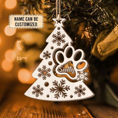 Laser Cut Christmas Ideas Diy Wood Engraving, Lézervágott Fa, Wood Laser Ideas, Christmas Tree Dog, Winter Party Decorations, Personalized Christmas Tree, Idee Cricut, Laser Cut Wood Crafts, Laser Engraved Ideas