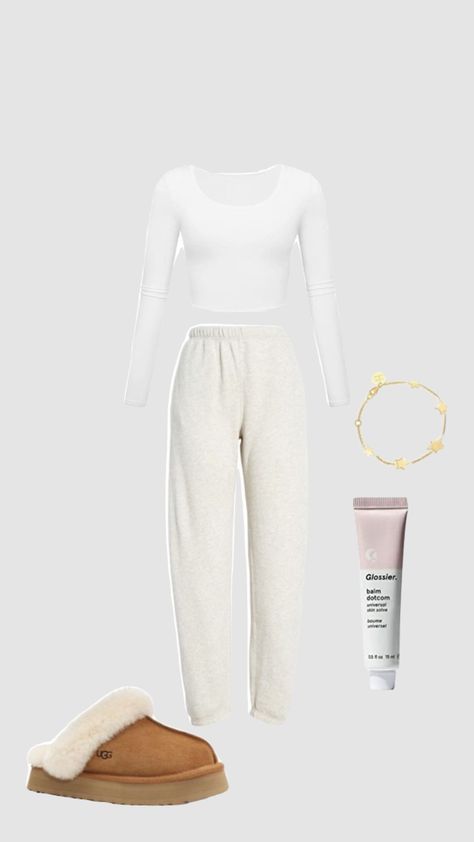 basic outfit idea Cream Color Sweatpants Outfit, Affordable White Sporty Sweats, Outfits With Cream Sweatpants, White Sweatpants With Ribbed Waistband For Everyday, Basic White Everyday Sweatshirt, White Everyday Sweatpants, Beige Sweatpants Outfits, Cream Sweatpants Outfit, Cream Sweatpants