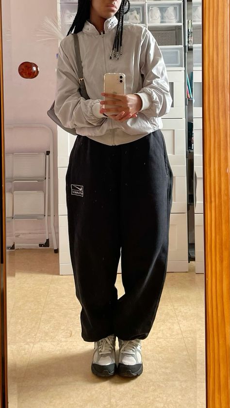 Nike Joggers Outfit, Baggy Sweatpants Outfit, Sweatpants Outfit Ideas, Nike Stussy, Baggy Joggers, Streetwear Outfit Ideas, Street Wear Outfits, Style Sweatpants, Baggy Sweatpants