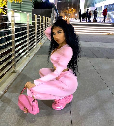 Nicki Minaj Body, Fav Foreign, Moodboard Pictures, Nicki Minaj Concert, Nicki Minaj Fashion, Nicki Minaj Outfits, New Nicki Minaj, Nicki Minaj Photos, Icy Girl