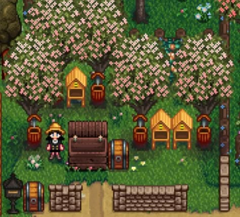 Farming Aesthetic, Stardew Farm, Stardew Farms, Stardew Valley Layout, Stardew Valley Tips, Stardew Valley Farms, Farm Layout, Game Fanart, Bee Farm