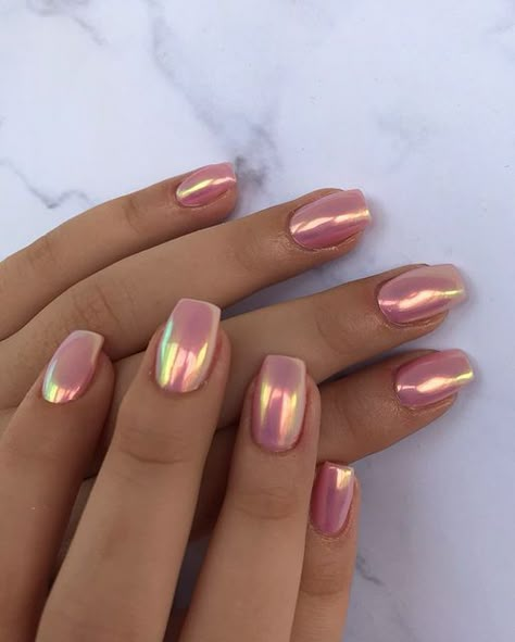 Chrome Nails Short Square, Trendy Nails Chrome, Irridescent Nails, Gel Nail Removal, Chrome Nails Designs, Ombre Acrylic Nails, Work Nails, Cute Gel Nails, Hot Nails