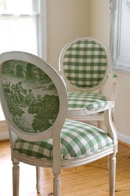 Beautiful Chair, French Decor, Take A Seat, French Country Decorating, Redo Furniture, Reupholster, Country Decor, Upholstered Chairs, Green And White