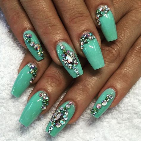 Nails With Jewels, Jewel Nails, Nails Gems, Nail Jewels, Awesome Nails, French Tip Acrylic Nails, Exotic Nails, Coffin Nails Long, Ballerina Nails