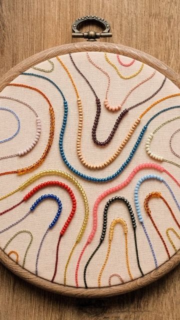 Beading Fabric Embroidery, Embroidery Beading Patterns, Circle Embroidery Design Ideas, Beaded Designs On Fabric, Embroidery With Beads Ideas, Embroidery Beads Designs, Beaded Embroidery Patterns, Queer Embroidery, Beading On Fabric