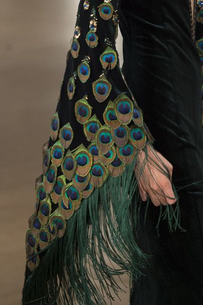 Yanina Couture, Peacock Dress, 파티 드레스, Sleeves Designs For Dresses, Couture Mode, Peacock Feathers, Designs For Dresses, Peacock Feather, Fantasy Fashion