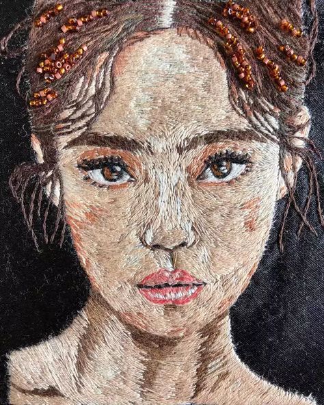 200212 Embroidery of Jennie (ig: rumi_embroidery) - Imgur Blackpink Embroidery, Jennie Ig, Portrait Embroidery, Embroidered Portrait, Embroidery Stitching, Hand Work Embroidery, Textile Fiber Art, Hand Embroidery Flowers, Thread Painting