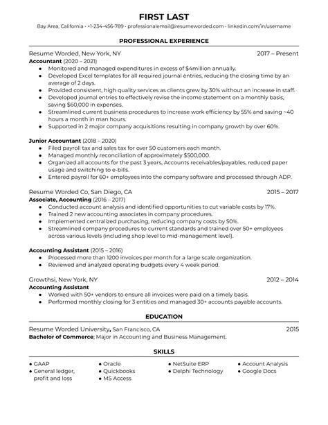 Looking for a modern and professional resume template to help you land your dream accounting job in Singapore? Look no further! This template is designed to highlight your skills and experience in a clear and concise way, and is sure to impress hiring managers. Download your copy Resume Summary Statement, Accountant Resume, Resume Summary Examples, Creative Cvs, Resume References, Job Interview Advice, Job Hunting Tips, Accounting Jobs, Interview Advice