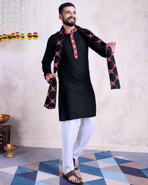 Introducing our 2024 Men’s Kurta Collection! 🌟 Elevate your Navratri festivities with our exclusive festival wear kurtas paired with elegant dupattas. Discover the perfect blend of tradition and style. Shop now for a standout look this season! #NewArrivals #NavratriFashion #FestivalWear #KurtaStyle #EleganceRedefined #DupattaLove #WeAreEffortlessly #Menswear #FashionForward 💰 VASTRA VOL. 7💰 SIZE: M, L, XL, XXL Bottom - Not Provide Dupatta - Available (Dupatta Length - 2 MTR) 💸 Price : I... Mens Outfit Black, Garba Night, Designer Kurta, Men's Kurta, Kurta Style, Elegant Embroidery, Cultural Celebration, Kurta Designs, Churidar