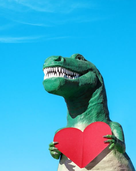 Heart Portrait, Trex Dinosaur, My Funny Valentine, Paper Heart, Red Paper, Arte Inspo, Tyrannosaurus Rex, Big Heart, Pics Art