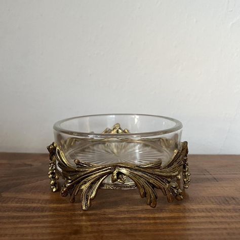 VINTAGE ASHTRAY 

art deco glass ashtray. thick,... - Depop Ashtray Aesthetic, Unique Ashtrays, Designer Ashtray, Retro Ashtray, Antique Ashtrays, Vintage Ashtray Stand Art Deco, Antique Ashtrays Vintage, Glass Ashtray, Ash Tray