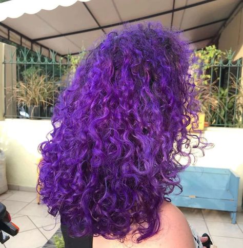 Lilac Highlights, Light Purple Hair, Restore Damaged Hair, Semi Permanent Hair Dye, High Hair, Semi Permanente, Cute Curly Hairstyles, Semi Permanent Hair Color, Permanent Hair Dye