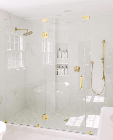 Step into a shower that feels like a retreat, where the world fades away, and relaxation takes over. 🚿 We are loving this spa-like escape, the perfect space to indulge in a little #selfcare, don't you think? 🧖‍♀️💧 📷 @palmettotileofnc #ShowerSanctuary #RelaxAndRecharge #HomeRetreat #thepolishedjar #polishedjar #moderndecor #interiordesignblogger #interiordesigner #interiordesignideas #smallbusinessowner #beauty #soapdispensers #interiordesignideas #interior123 #neutraldecor #whitebathroo... Preppy Room Ideas, Aesthetic Shower, Home Re, Gold Shower, Blogger Design, Preppy Room, White Rooms, Elegant Home Decor, Elegant Home