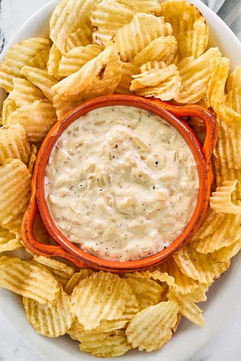 Easy Onion Dip, Four Onion Dip 12 Tomatoes, Baked Vidalia Onion Dip, Carmelized Onion Dip Recipe Easy, Kraft French Onion Dip Recipe, Delish Appetizers, Vidalia Onion Dip, French Onion Dip Recipe, Mediterranean Snacks