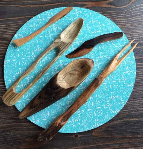 Carved Driftwood, Carving Spoons, Kitchen Cutlery, Carving Fork, Earth Art, Butter Knife, Forks And Spoons, Wood Craft, Whittling