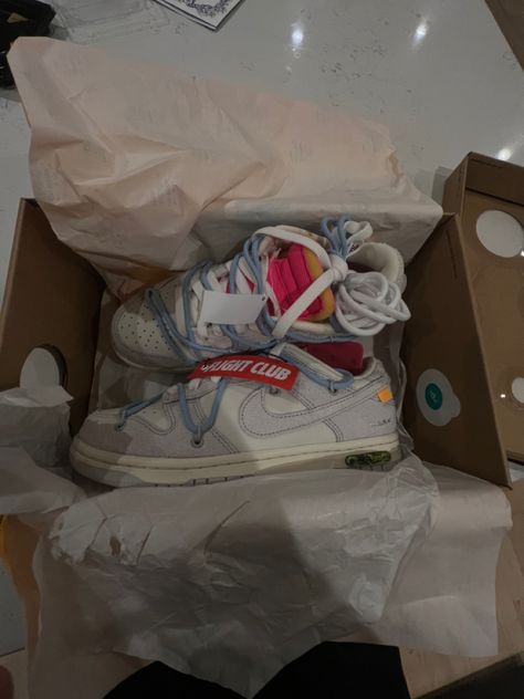 Nike Dunks Off White, Off White Sneakers Outfit, Off White Dunks Outfit, Off White Jordans, Dunks Off White, Off White Dunks, Outfit Rotation, Dunks Outfit, Nike Off White