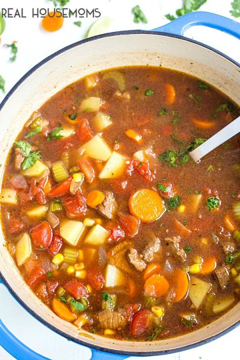 MEXICAN BEEF AND VEGETABLE SOUP is a family-favorite loved by all! This soup tastes like it's simmered all day, but only takes 30 minutes from start to finish! Beef Vegetable Soup Recipe, Steak Soup Recipes, Veg Soups, Beef And Vegetable Soup, Vegetable Soup Crock Pot, Mexican Steak, Beef Vegetable Soup, Homemade Vegetable Beef Soup, Steak Soup