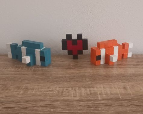 Follow my instagram:_KittyDrawing_ Tiktok_KittyDrawing_ Minecraft Heart Wood Blocks, Small Wood Block Crafts, Minecraft Decor, Minecraft Diy, Decor Things, Minecraft Blocks, Wood Block Crafts, Diy Minecraft, Minecraft Decorations