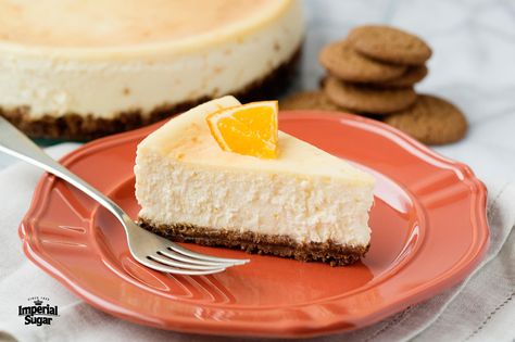 Creamy smooth orange cheesecake with a dense gingersnap crust. Greek Yogurt Cheesecake, Yogurt Cheesecake, Orange Cheesecake, Gingersnap Crust, Classic Cheesecake, Caramel Topping, Springform Pan, Creamy Cheesecake, Cheesecake Recipe