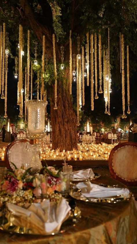 Indian Night Wedding Decor, Nikkah Event Decor, Whimsical Indian Wedding, Regal Indian Wedding, Outdoor Indian Wedding Decor Night, Minimalist Indian Wedding Decor, Modern Indian Wedding Decor, Middle Eastern Wedding Decor, Forest Indian Wedding