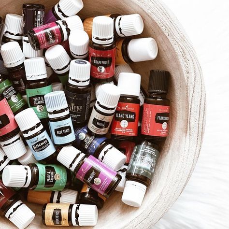 Essential Oils Pictures, Essential Oils Photography, Essential Oils Aesthetic, Wellness Vision Board, Joy Essential Oil, Oil Photography, Young Living Business, Young Living Diffuser, Cooking With Essential Oils