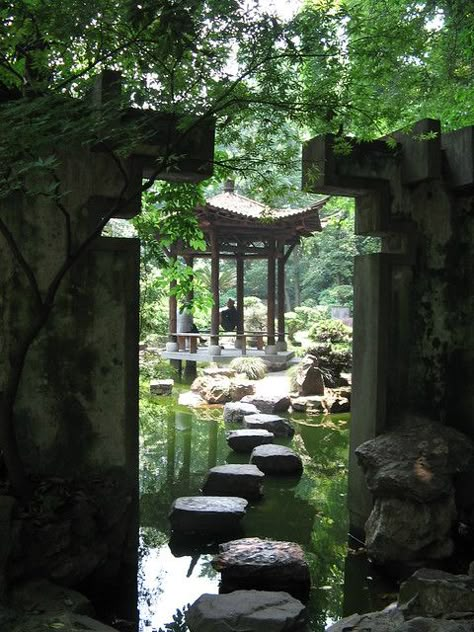 Gardening Vegetables, Asian Garden, Chinese Garden, Beautiful Park, Japanese Architecture, Built Environment, Zen Garden, Japanese Garden, Dream Garden