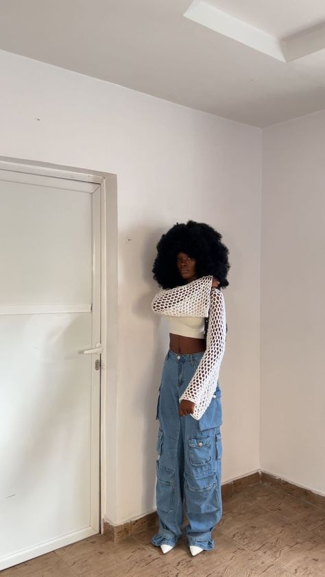 Tube Top Outfit With Shrug, Afro Outfits Street Style Natural Hair, Work Aesthetic Outfit, Black Shrug Outfit, Shrugs With Jeans, Crochet Shrug Outfit, Jean Tube Top, Trouser Fits, Shoe Crochet