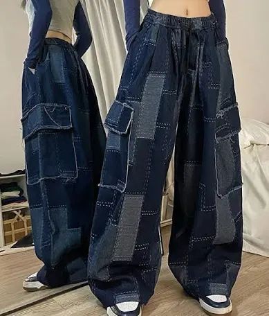 Denim Pants Upcycle, Upcycling Pants Ideas, Upcycle Cargo Pants, Upcycle Pants Diy, Denim Baggy Pants Outfit, Upcycling Pants, Creative Pants, Upcycle Pants, Pants With Lots Of Pockets