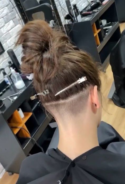 Weird Haircuts, Girl Undercut, Anna Hair, Undercut Haircut, Women Undercut, Shaved Heads, Undercut Long Hair, Half Shaved Hair, Nape Undercut