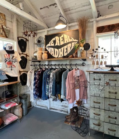 Thrift Store Boutique Ideas, Western Chic Boutique Decor, Country Boutique Ideas, In Home Boutique Setup, Vintage Clothing Booth Display Ideas, Western Boutique Ideas, Western Boutique Names, Consignment Shop Ideas, Rustic Boutique Ideas