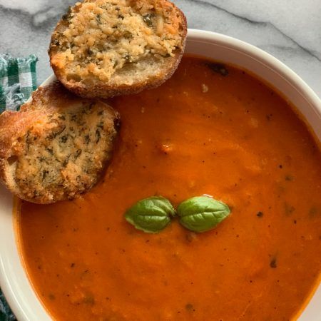 Nordstrom Cafe's Tomato Basil Soup - AllisonProper Fancy Cafe, Nordstrom Cafe, Tomato Basil Bisque, Basil Soup, Homemade Soup Recipe, Pureed Soup, Slow Cooker Tacos, Tomato Basil Soup, Tomato Soup Recipes