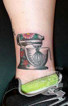 Mixer Tattoo, Baking Tattoo, Cooking Tattoo, Baker Tattoo, Tattoo Cake, Tattoo Mistakes, Chef Tattoo, Sweet Tattoos, Kitchenaid Stand Mixer