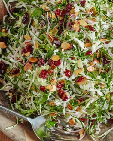 Thanksgiving Slaw, Thanksgiving Salad Recipes, Vegan Thanksgiving Dinner, Thanksgiving Salad, Vegan Coleslaw, Thanksgiving 2022, Thanksgiving Dinner Recipes, Slaw Recipes, Cole Slaw