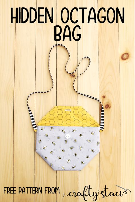 Hexagon Sewing Projects Ideas, Honeycomb Basket Sewing Pattern, Triangle Coin Purse Pattern, Hexagon Coin Purse Pattern, Sewing Hexagons Together, Quilted Bag Patterns, Free Pdf Sewing Patterns, Diy Crafts For Adults, Sewing Tutorials Free