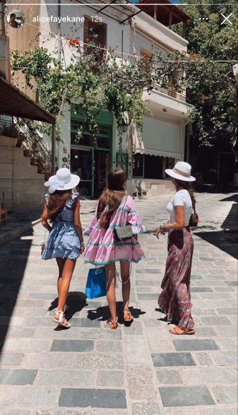 Barcelona Summer Outfits, Quoi Porter, The Best Outfits, Best Outfits, Summer Holidays, European Summer, Instagrammer, Cute Fits, Up Girl