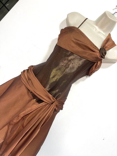 Brown dress sleeveless 1980s Cocktail size 10 Short Brown Dress, Vintage Style Dresses, The 1980s, Look Stylish, Brown Dress, Dress Sleeveless, Brown Beige, Random Stuff, To Look