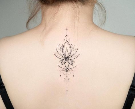 Lotus Flower Back Tattoo, Flower Back Tattoo, Lotus Tattoo Back, Simple Lotus Flower Tattoo, Tato Mandala, Lotusblume Tattoo, Lotus Flower Tattoo Design, Upper Back Tattoos, Flower Tattoo Back