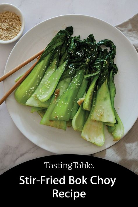 Vietnamese Veggie Recipes, Book Choy, Choy Recipes, Easy Vietnamese Recipes, Vietnamese Foods, Wok Recipes, Veggie Recipe, Garlic Recipe, Viet Food