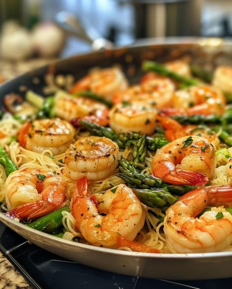 Healthy Prawn Recipes Clean Eating, Argentinan Shrimp Recipes, Prawn Dinner Ideas, Prawn Bowl Recipe, Shrimp Recipes With Vegetables, Shrimp Asparagus, 5 Star Meals, 5 Star Recipes, Recipes With Shrimp